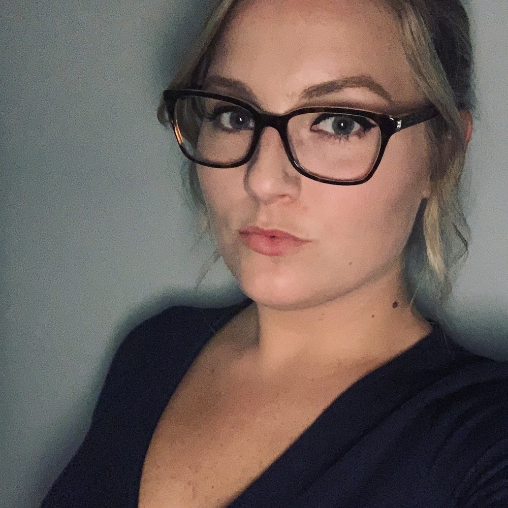 Meet your Posher, Adrian